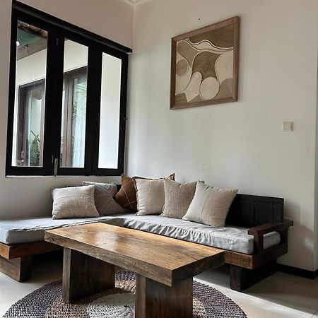 Artemis Villa Hotel Семиньяк Экстерьер фото