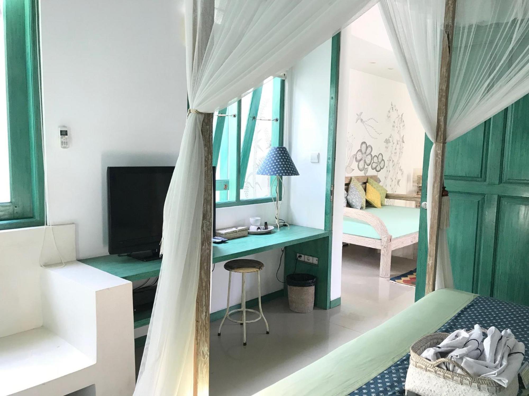 Artemis Villa Hotel Семиньяк Экстерьер фото